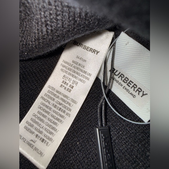 NWT! Burberry Cashmere Hat and Glove Set!! - Picture 3 of 3